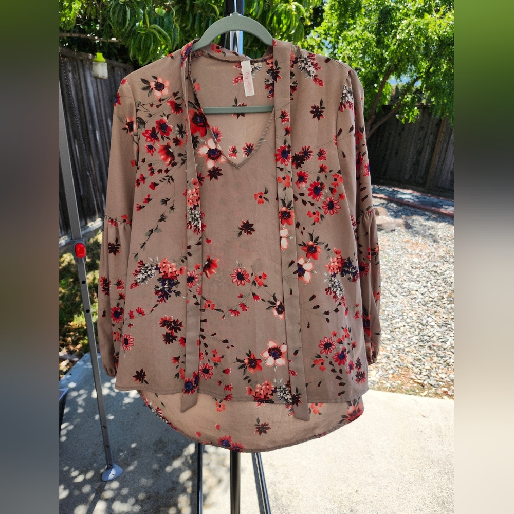 My Story Beige Floral Blouse with Tie Detail